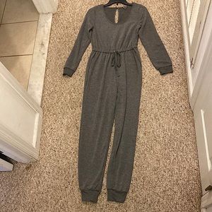 78% polyester +20% rayon + 2% spandex